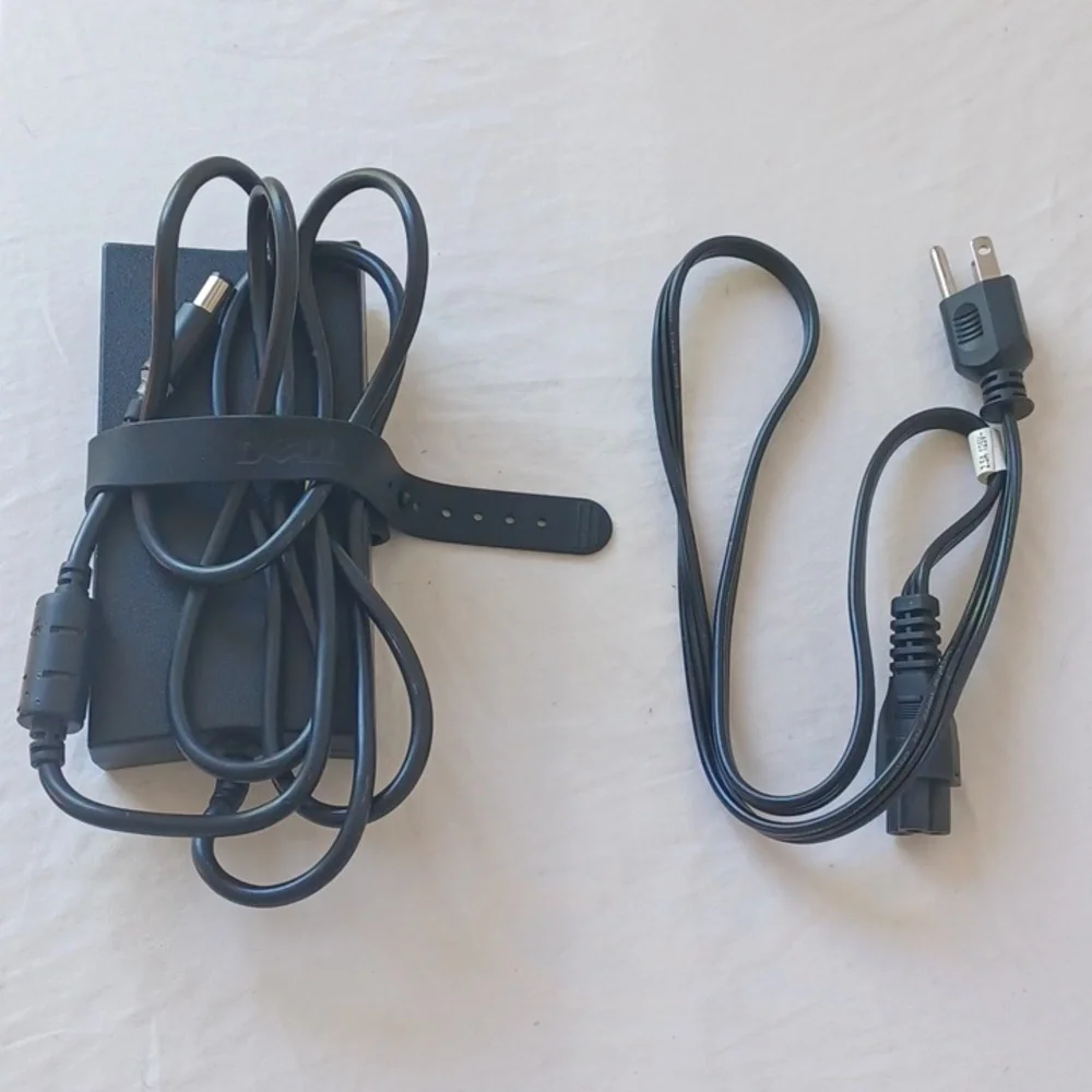 Dell AC/DC Laptop Adapter 19.5V & Power Cord Black Model DA130PE1-00